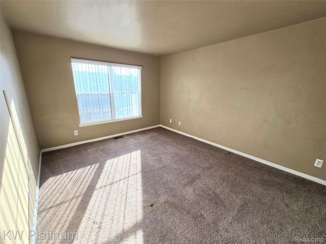 46225 CAVALIER Drive, Macomb Township, MI 48044