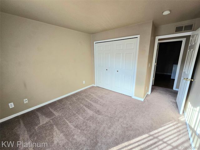 46225 CAVALIER Drive, Macomb Township, MI 48044