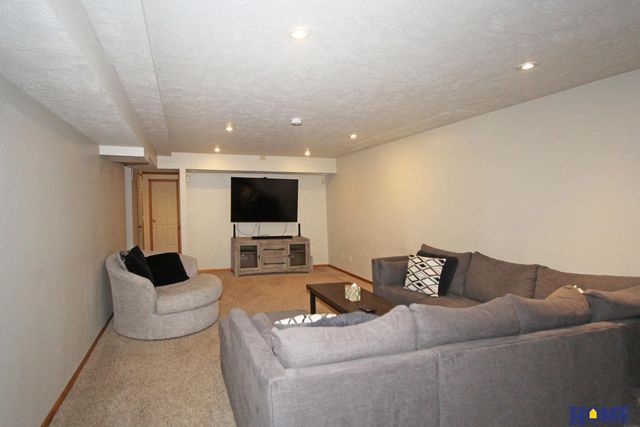 7309 N 15th Street, Lincoln, NE 68521