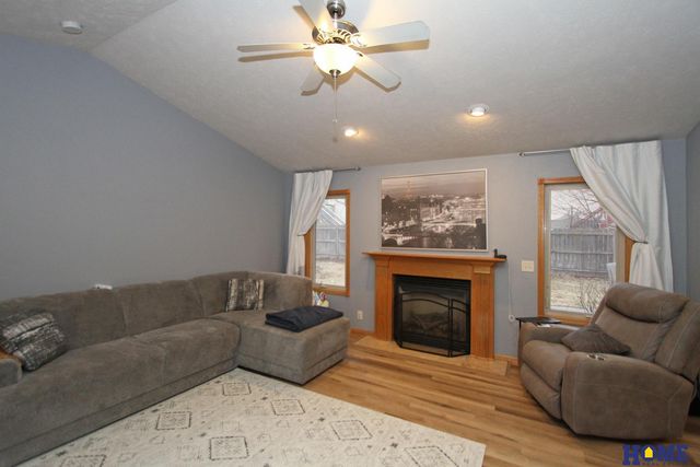 7309 N 15th Street, Lincoln, NE 68521