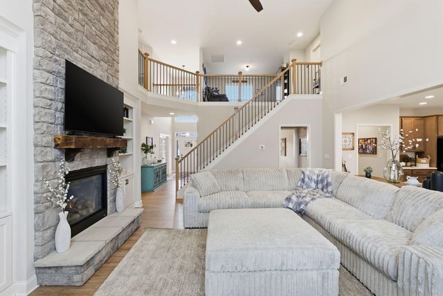 163 Dunmore Lane, Georgetown, KY 40324