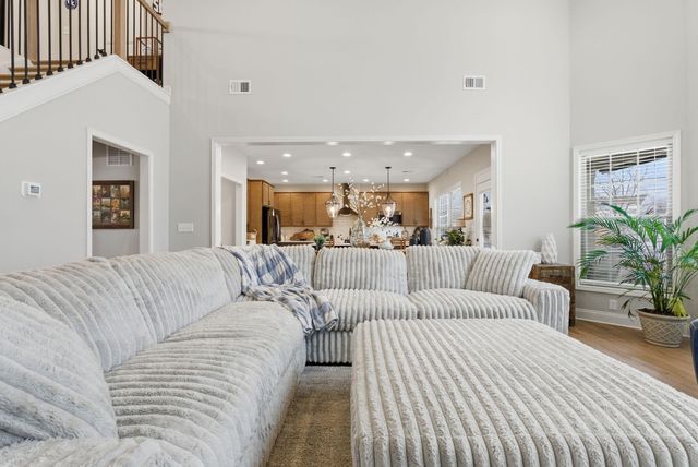 163 Dunmore Lane, Georgetown, KY 40324