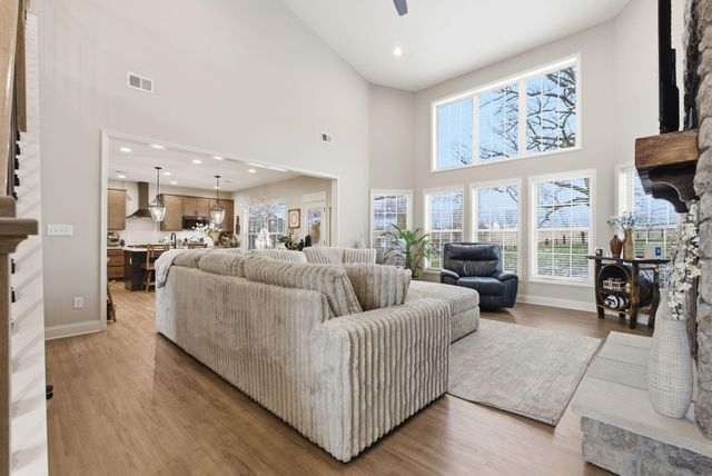 163 Dunmore Lane, Georgetown, KY 40324