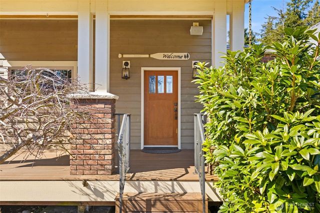 1418 13th Avenue, Fox Island, WA 98333