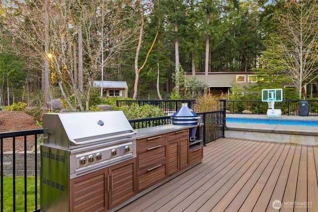 1418 13th Avenue, Fox Island, WA 98333