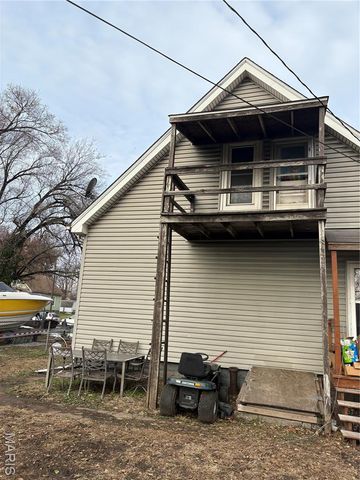 2254 Lee Avenue, Granite City, IL 62040