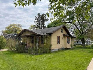 1922 Bergan Street, South Bend, IN 46628