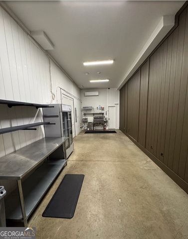 118 Oak Crescent Circle, Clayton, GA 30525