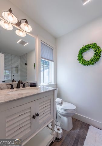 118 Oak Crescent Circle, Clayton, GA 30525