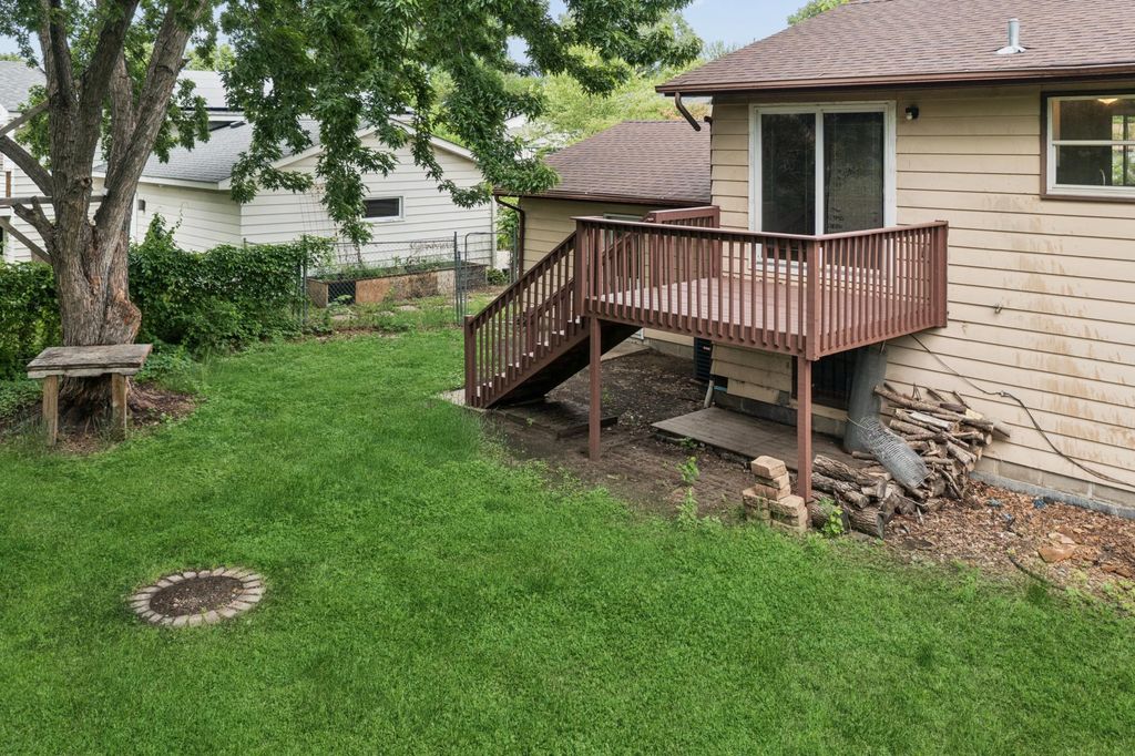 1613 Lyn Curve Avenue N, Minneapolis, MN 55411 — photo 5
