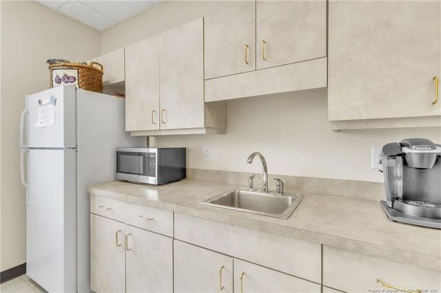 2035 Valleygate Drive 200, Fayetteville, NC 28304