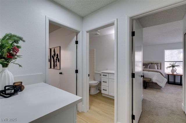 2747 Quaker Ridge Road, Las Vegas, NV 89142