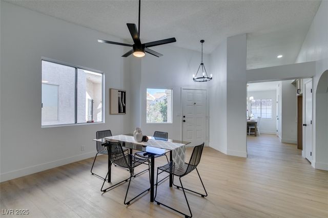 2747 Quaker Ridge Road, Las Vegas, NV 89142