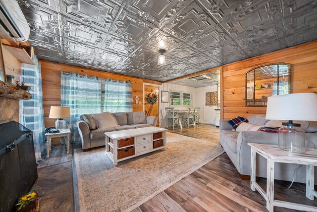 872 Cove Creek Road, Malvern, AR 72104