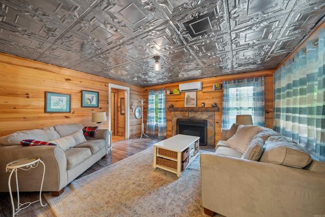 872 Cove Creek Road, Malvern, AR 72104