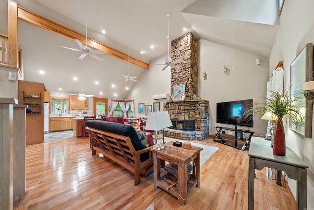 872 Cove Creek Road, Malvern, AR 72104