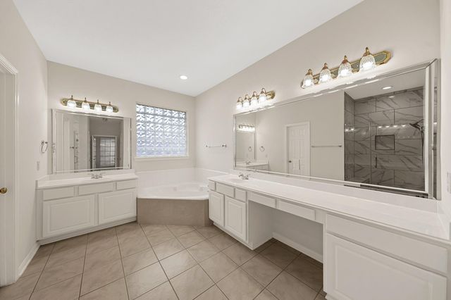 9901 Kemp Forest Drive, Houston, TX 77080