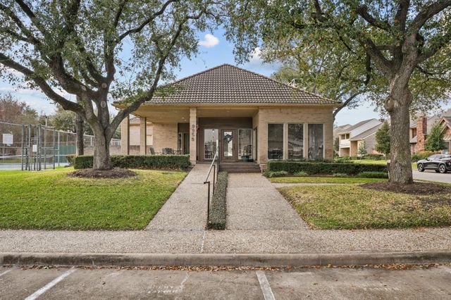 9901 Kemp Forest Drive, Houston, TX 77080
