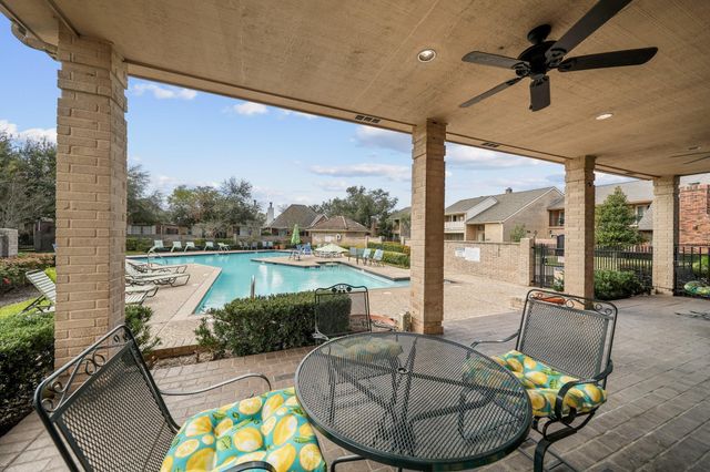 9901 Kemp Forest Drive, Houston, TX 77080