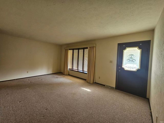 29591 County Road 22, Elkhart, IN 46517