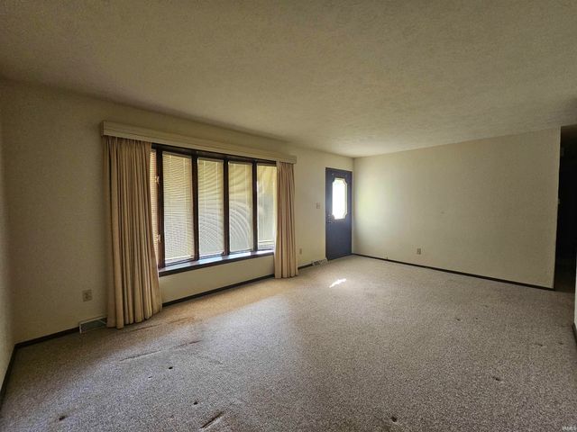29591 County Road 22, Elkhart, IN 46517