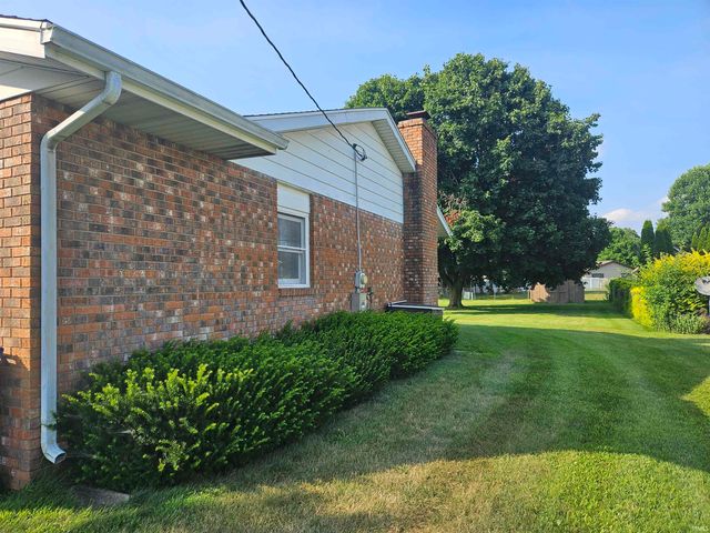 29591 County Road 22, Elkhart, IN 46517