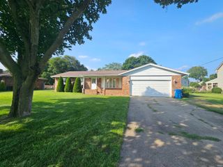 29591 County Road 22, Elkhart, IN 46517