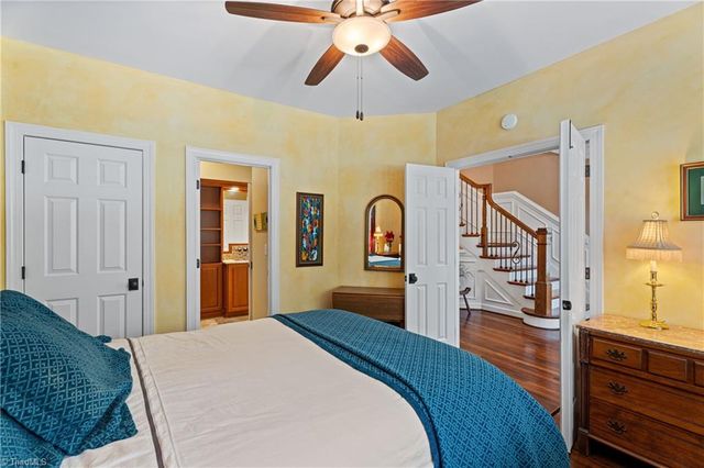 3763 Sandalwood Lane, Winston-salem, NC 27106
