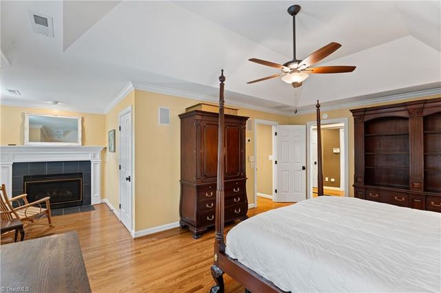 3763 Sandalwood Lane, Winston-salem, NC 27106