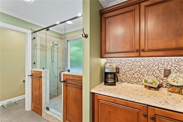 3763 Sandalwood Lane, Winston-salem, NC 27106