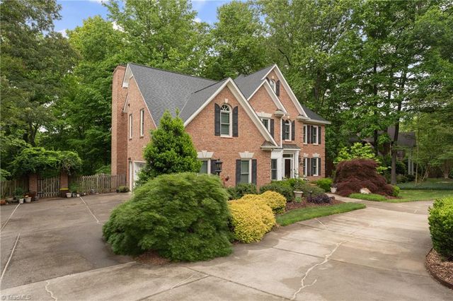 3763 Sandalwood Lane, Winston-salem, NC 27106