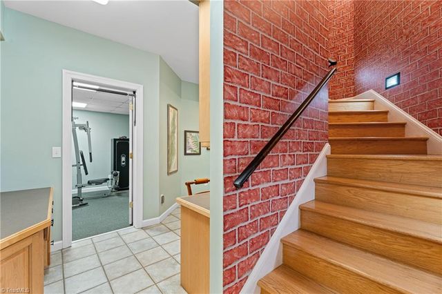 3763 Sandalwood Lane, Winston-salem, NC 27106