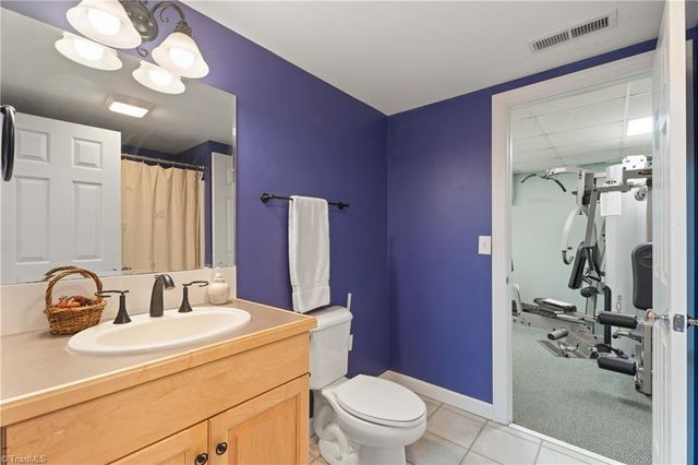 3763 Sandalwood Lane, Winston-salem, NC 27106