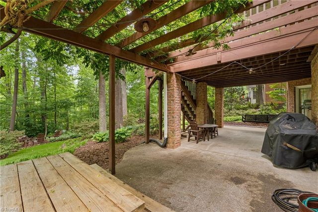 3763 Sandalwood Lane, Winston-salem, NC 27106