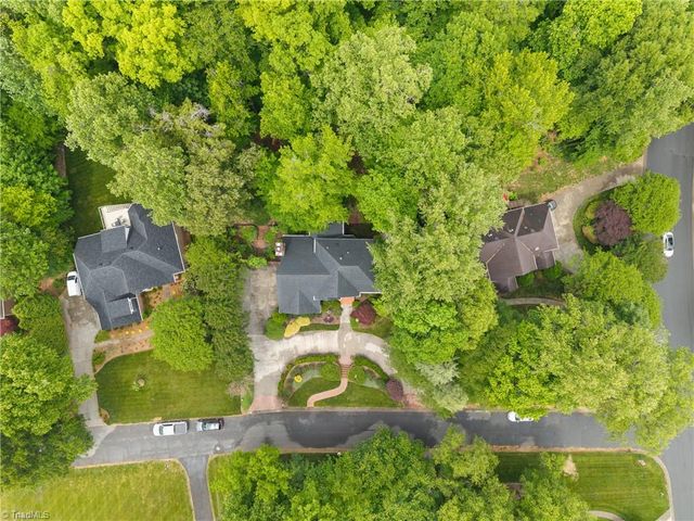 3763 Sandalwood Lane, Winston-salem, NC 27106