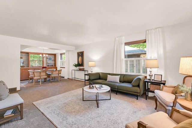 2347 N 100th STREET, Wauwatosa, WI 53226