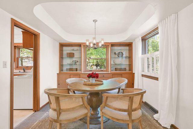 2347 N 100th STREET, Wauwatosa, WI 53226