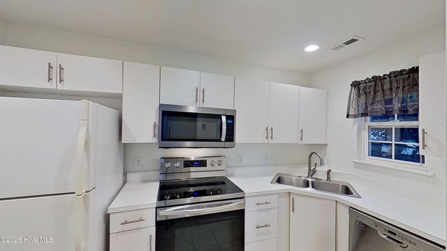 3825 Mayfield Court, Wilmington, NC 28412
