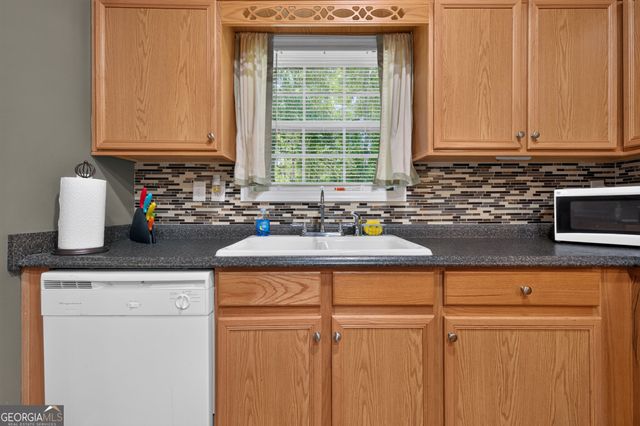 111 Autumn Ridge Drive, Griffin, GA 30224