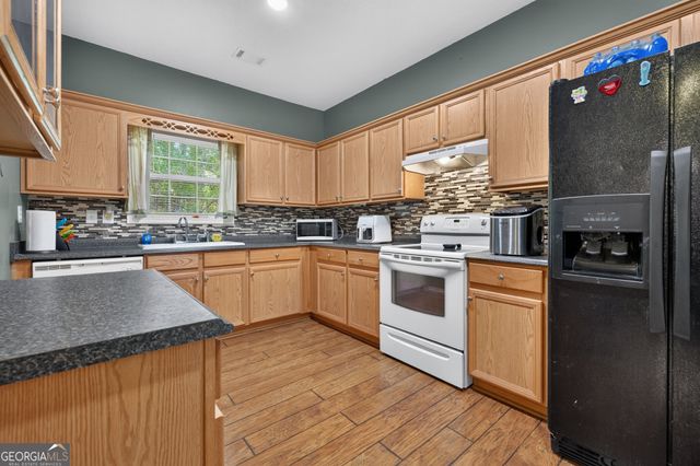 111 Autumn Ridge Drive, Griffin, GA 30224