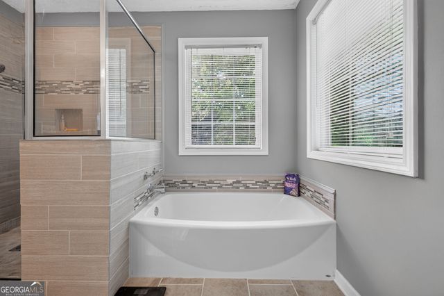 111 Autumn Ridge Drive, Griffin, GA 30224