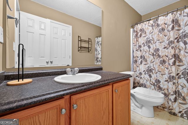 111 Autumn Ridge Drive, Griffin, GA 30224