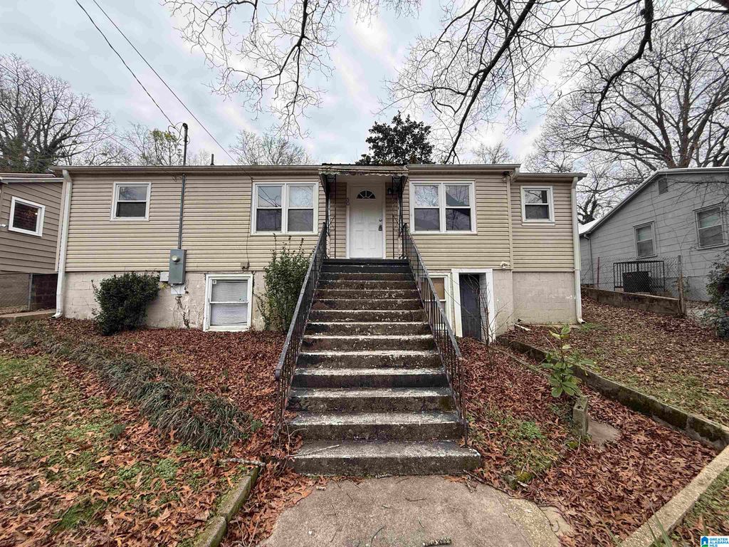 50 LAKESIDE DRIVE, Childersburg, AL 35044