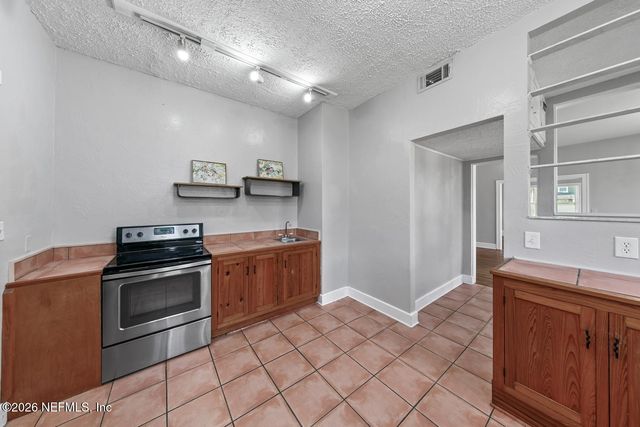 2583 POST Street, Jacksonville, FL 32204