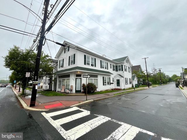 135 E MAIN ST, Tuckerton, NJ 08087