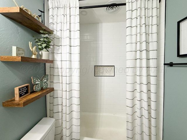 5213 Leigh Avenue, Amarillo, TX 79119