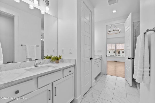 14612 Reserve Park Pl, Louisville, KY 40299