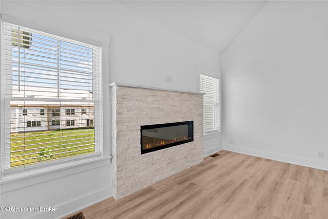 14612 Reserve Park Pl, Louisville, KY 40299