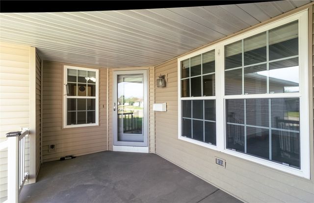 3220 Sunburst Avenue, Marion, IA 52302