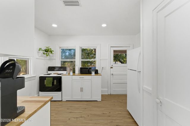 1531 NALDO Avenue, Jacksonville, FL 32207